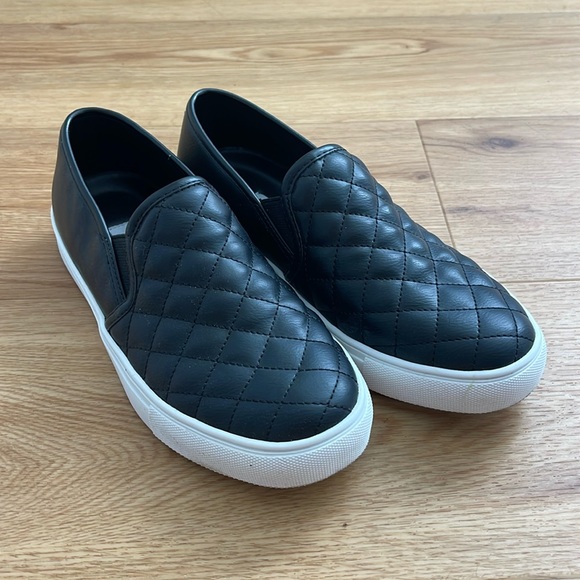 Steve Madden Women's Shoes Steve Madden ECENTRCQ Slip On Sneaker Size 7 Black - Picture 2 of 7
